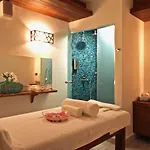 Montana Pine Resort 4*