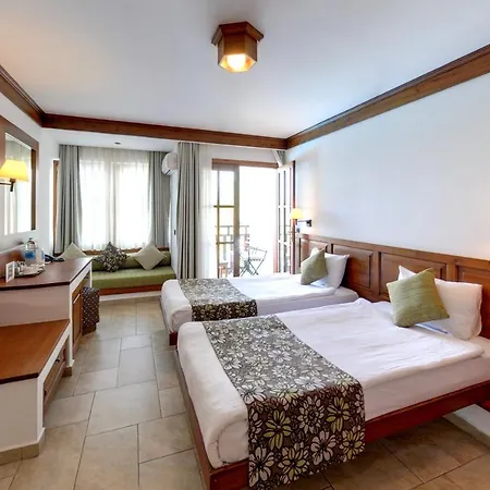 Montana Pine Feriested 4*