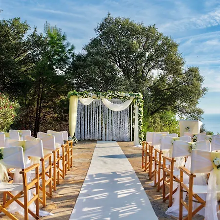 Montana Pine Üdülőközpont Oludeniz