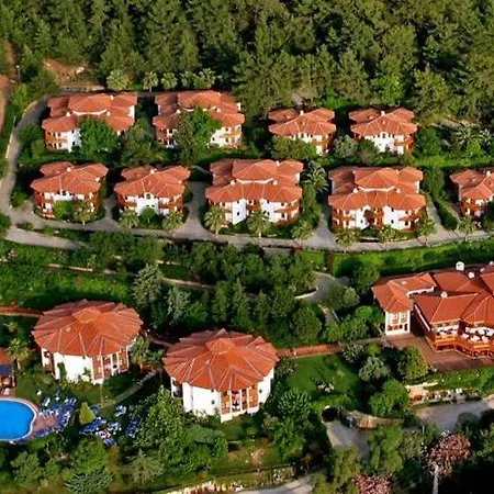 Üdülőközpont Montana Pine