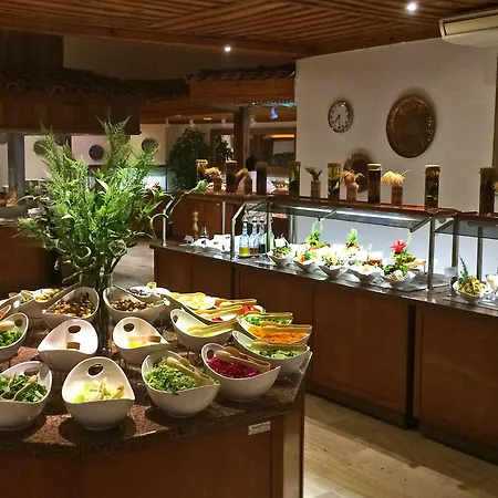 Montana Pine Resort 4*