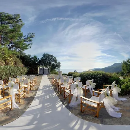 Montana Pine Resort 4*