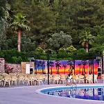 Montana Pine 4* Ölüdeniz